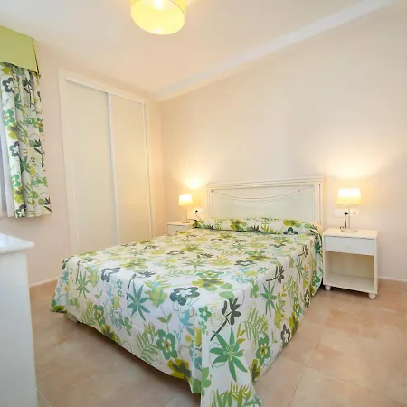 Lejlighed Esmeralda Suites-3 By Interhome